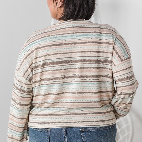 Silver Icing- Wild&Free Sweater - Picture 2 of 3